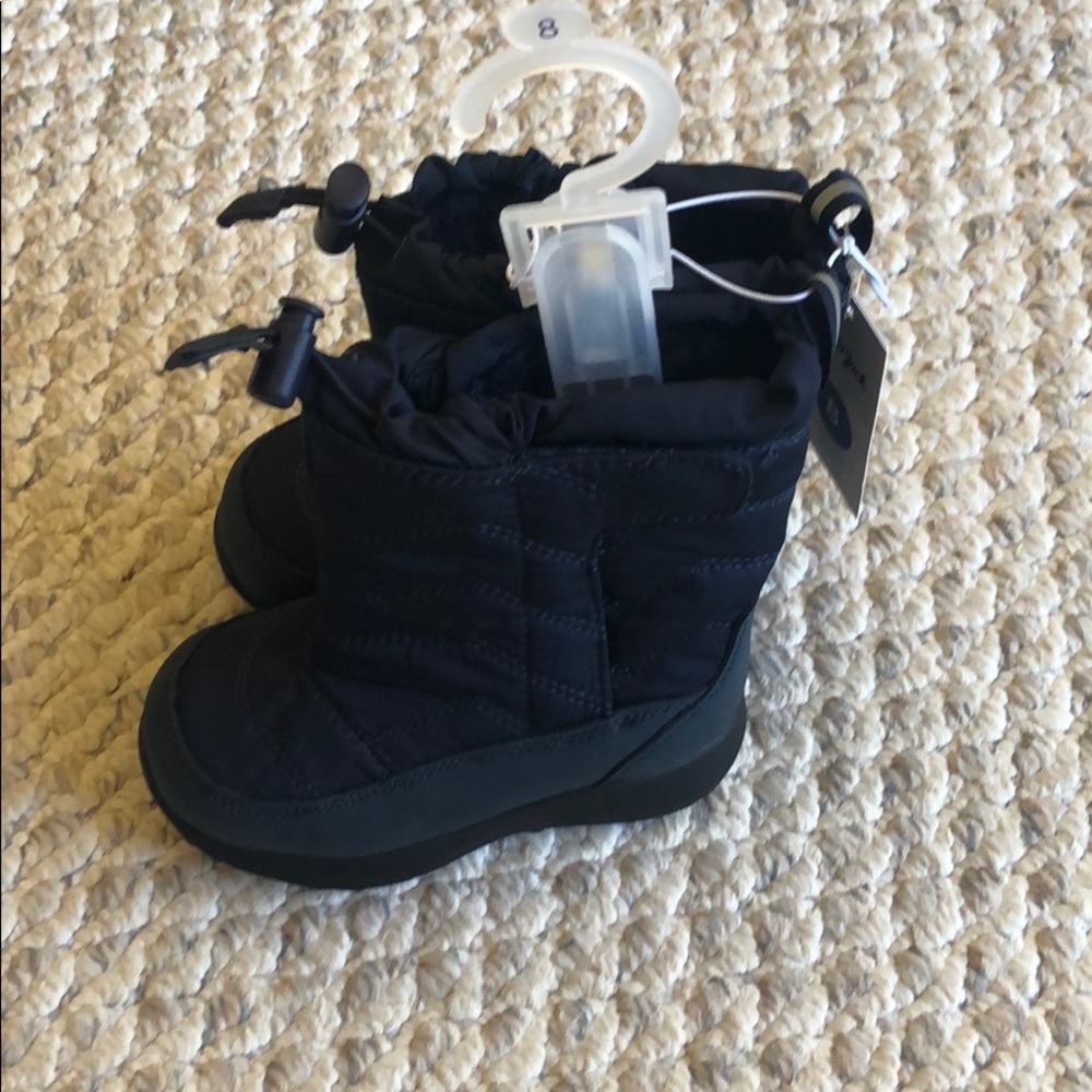 Navy snow boots